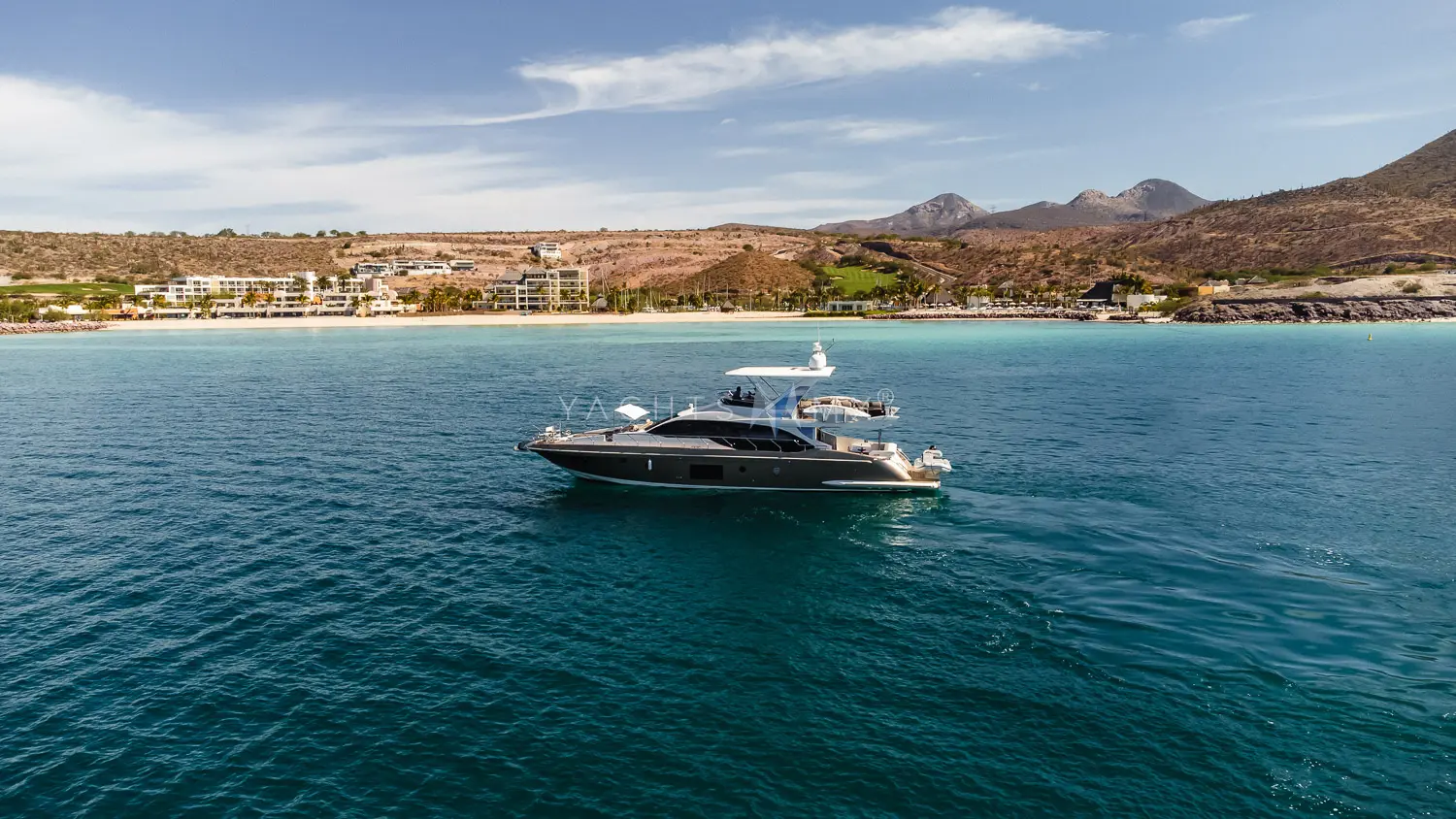 Yate en La Paz-Azimut 66'