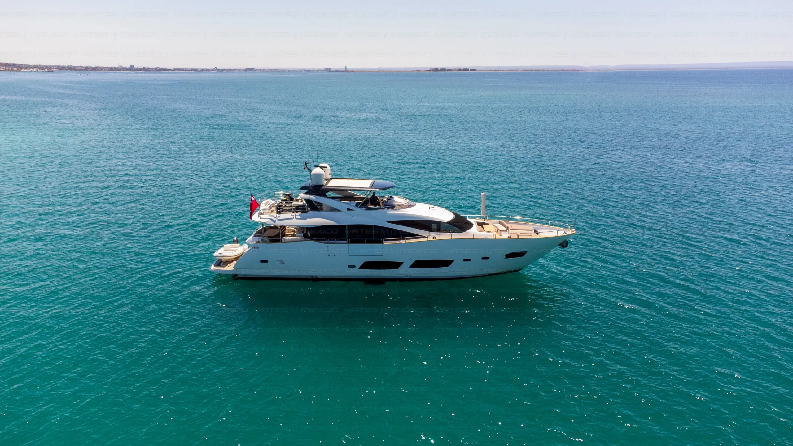 Yate en La Paz - Sunseeker 90’